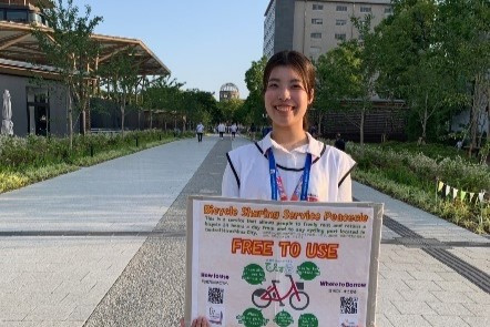 国際メディアセンターでのぴーすくる案内